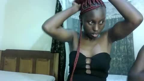 Snapshot of sexxy_melmine chatting on 27, 4, 2026 Dolly online show from 27, 4, 2026