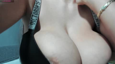 sexxymeriemm online show from 6, 1, 2025