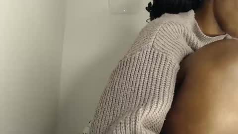 sexxywide ebony online show from 23, 4, 2026