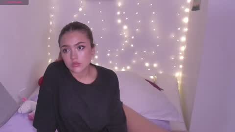 Snapshot of sexy_and_naughty_girl chatting on 11, 1, 2025 Lucy Annyy online show from 11, 1, 2025