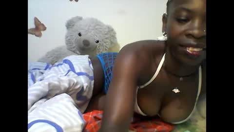 Snapshot of sexy_annbel chatting on 28, 11, 2025 Ann online show from 28, 11, 2025