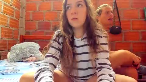 sexy_blondes_ online show from 21, 4, 2026