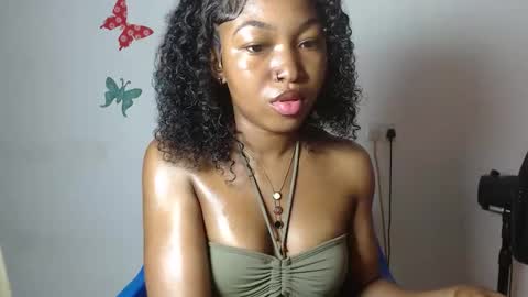 sexy_bluey247 online show from 28, 11, 2025