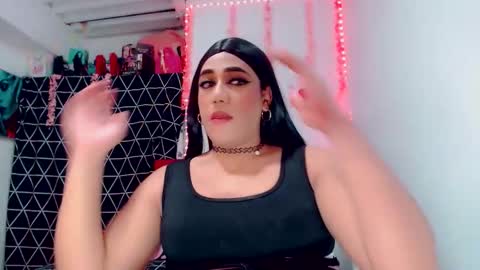 sexy_brunette2590 online show from 14, 3, 2026