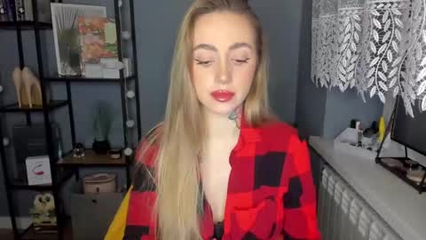 Snapshot of sexy_coralie chatting on 11, 12, 2024 C o r a l i e online show from 11, 12, 2024