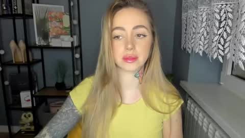 Snapshot of sexy_coralie chatting on 17, 12, 2024 C o r a l i e online show from 17, 12, 2024