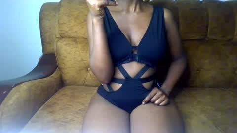 Ellahh online show from 25, 6, 2026
