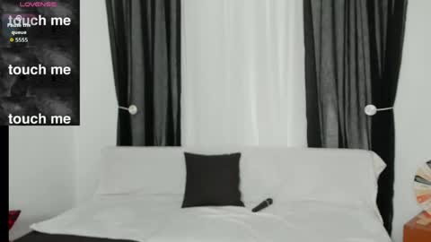 MY ONLYFANS page is back -   online show from 20, 4, 2026