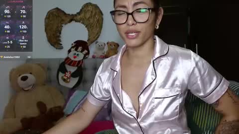 Snapshot of sexy_lia_latina chatting on 3, 2, 2025 Celeste online show from 3, 2, 2025