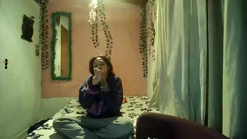 sexy lolas online show from 17, 2, 2026