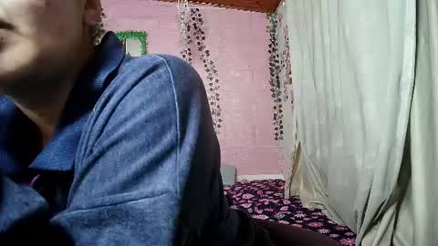 sexy lolas online show from 9, 6, 2026
