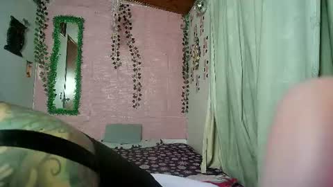 sexy lolas online show from 23, 7, 2026