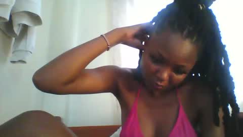 Snapshot of sexy_mariannah chatting on 2, 6, 2026 sexy_mariannah online show from 2, 6, 2026