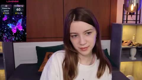 Snapshot of sexy_me_bb chatting on 30, 6, 2026 Alison online show from 30, 6, 2026
