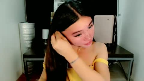 mika online show from 10, 3, 2025