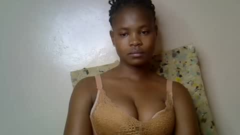 Molyne online show from 26, 4, 2026