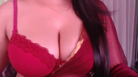 Snapshot of sexy_myra18 chatting on 2, 7, 2026 myra online show from 2, 7, 2026