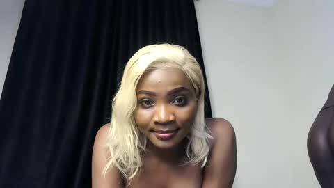 eva am online everyday except friday online show from 24, 2, 2025