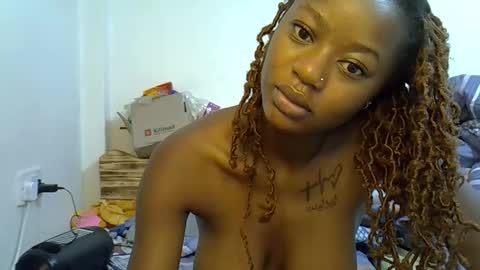 Snapshot of sexy_sasy chatting on 30, 11, 2025 sexy_sasy online show from 30, 11, 2025