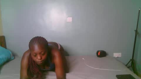 Snapshot of sexy_shava chatting on 3, 12, 2025 sexy_shava online show from 3, 12, 2025