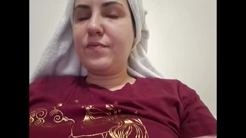 Snapshot of sexy_slimm25 chatting on 2, 3, 2026 Slimm online show from 2, 3, 2026