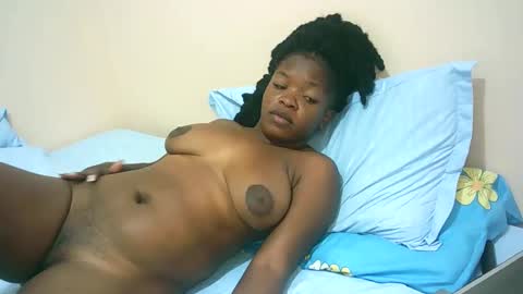 Snapshot of sexy_tiffah33 chatting on 6, 3, 2025 Tiffah online show from 6, 3, 2025