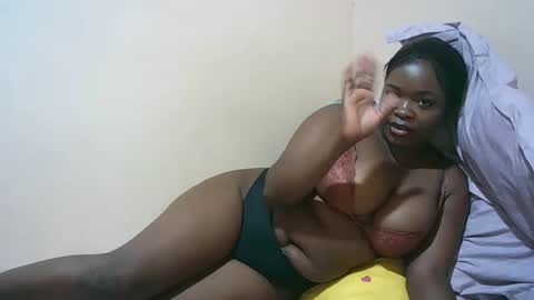 Snapshot of sexy_tiffah33 chatting on 2, 2, 2026 Tiffah online show from 2, 2, 2026