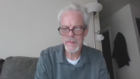 Daddy online show from 21, 2, 2025