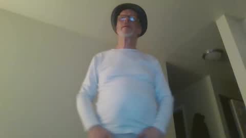 Daddy online show from 24, 2, 2025