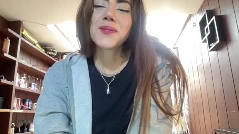 Snapshot of sexyaliceskay chatting on 17, 12, 2025 Alice Skay online show from 17, 12, 2025