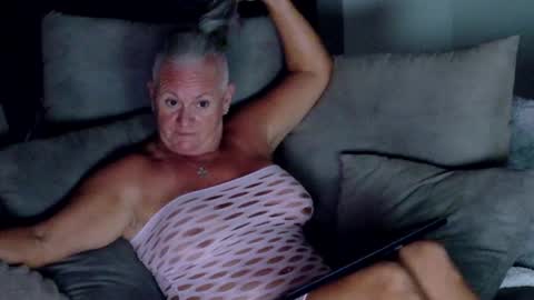 Sexy GILF Allie Kay online show from 10, 7, 2026
