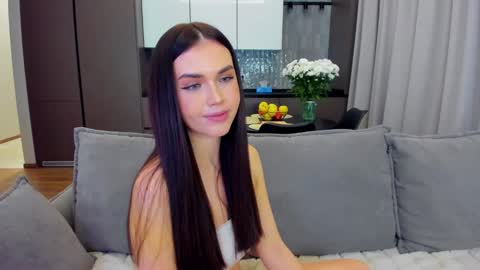 Snapshot of sexyangeloux chatting on 8, 1, 2025 Lou online show from 8, 1, 2025