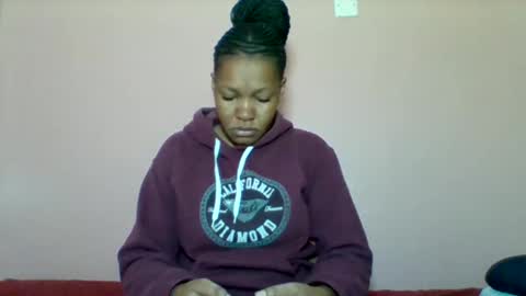 sexyapple2002 online show from 29, 9, 2025