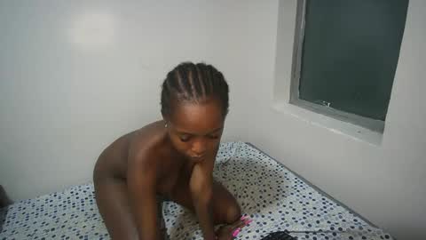 Snapshot of sexyasspetitte_ chatting on 14, 12, 2024 sexyasspetitte_ online show from 14, 12, 2024