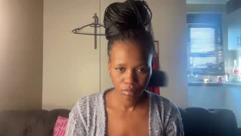 sexyasszeeee online show from 18, 5, 2026