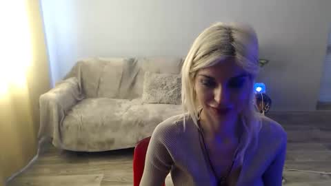 Snapshot of sexybeatriice chatting on 4, 5, 2026 sexybeatriice online show from 4, 5, 2026