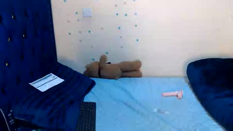 Sexybilha483 online show from 3, 6, 2026