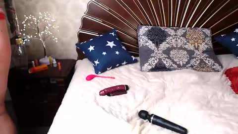 Snapshot of sexyblondebush chatting on 21, 2, 2025 Lana online show from 21, 2, 2025