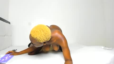 sexybootydoll online show from 30, 4, 2026
