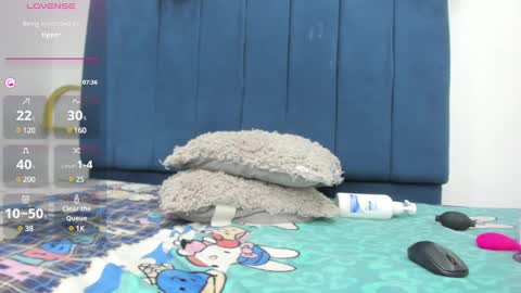 sexybrown_2005 online show from 6, 3, 2025