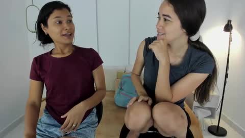 chanell and yina online show from 26, 2, 2025