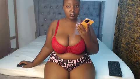 Snapshot of sexychocco_ chatting on 8, 1, 2025 sexychocco online show from 8, 1, 2025