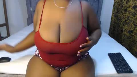 Snapshot of sexychocco_ chatting on 15, 1, 2025 sexychocco online show from 15, 1, 2025