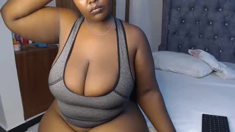 Snapshot of sexychocco_ chatting on 28, 1, 2025 sexychocco online show from 28, 1, 2025
