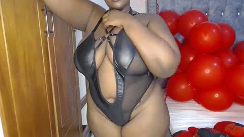 Snapshot of sexychocco_ chatting on 17, 2, 2025 sexychocco online show from 17, 2, 2025