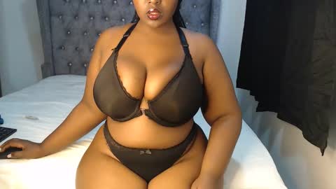 Snapshot of sexychocco_ chatting on 11, 9, 2025 sexychocco online show from 11, 9, 2025