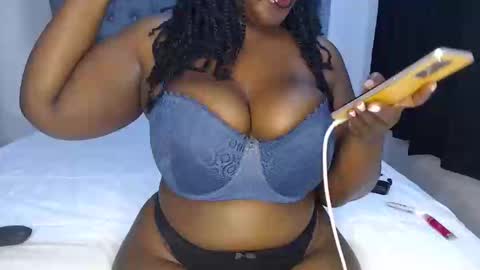 Snapshot of sexychocco_ chatting on 16, 9, 2025 sexychocco online show from 16, 9, 2025