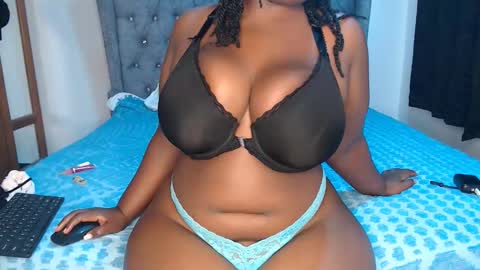 Snapshot of sexychocco_ chatting on 25, 9, 2025 sexychocco online show from 25, 9, 2025