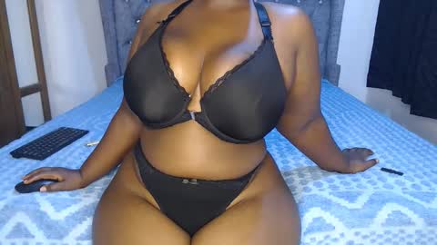 Snapshot of sexychocco_ chatting on 5, 10, 2025 sexychocco online show from 5, 10, 2025