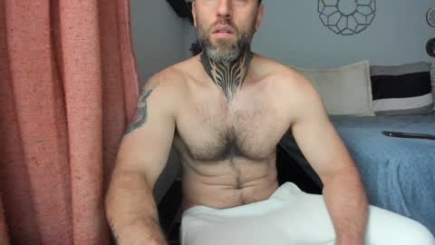 Snapshot of sexycolombian2022 chatting on 4, 1, 2025 Antonioylola online show from 4, 1, 2025